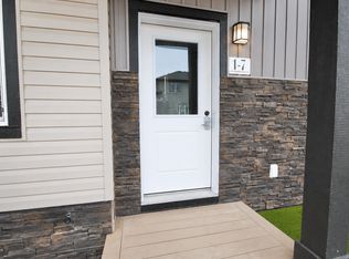 11 Rivergrove Ln W #3, Lethbridge, AB T1K5X5