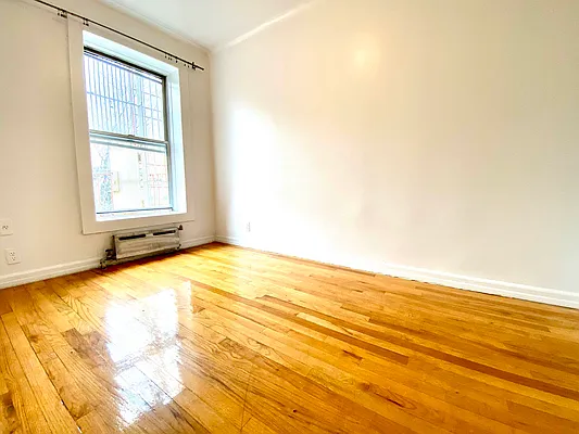 Rented by Dugri Real Estate  | media 9