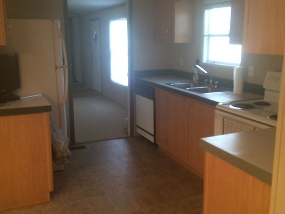 4th image of 105 County Road 342 #105
