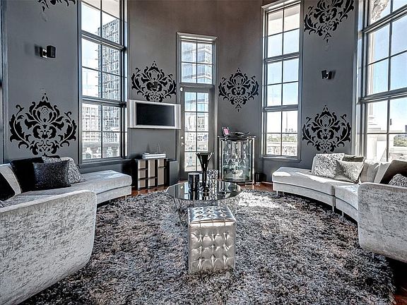 3rd image of 3030 Post Oak Blvd Unit 808
