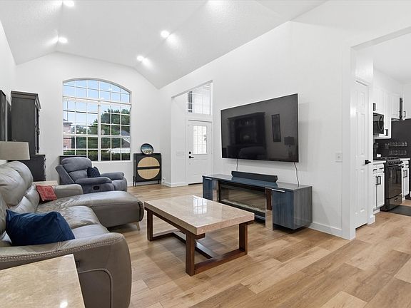 2nd image of 1508 Park Chase Ave