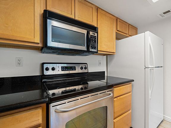 4th image of 43376 Cook St Unit 78