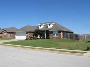 231 Beasley Dr, Centerton, AR 72719