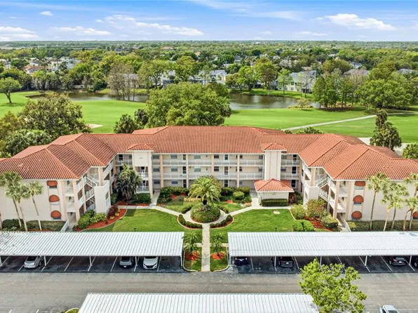 6501 Stone River Rd APT 302, Bradenton, FL 34203