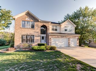 147 Lincoln Pl, Downers Grove, IL 60515