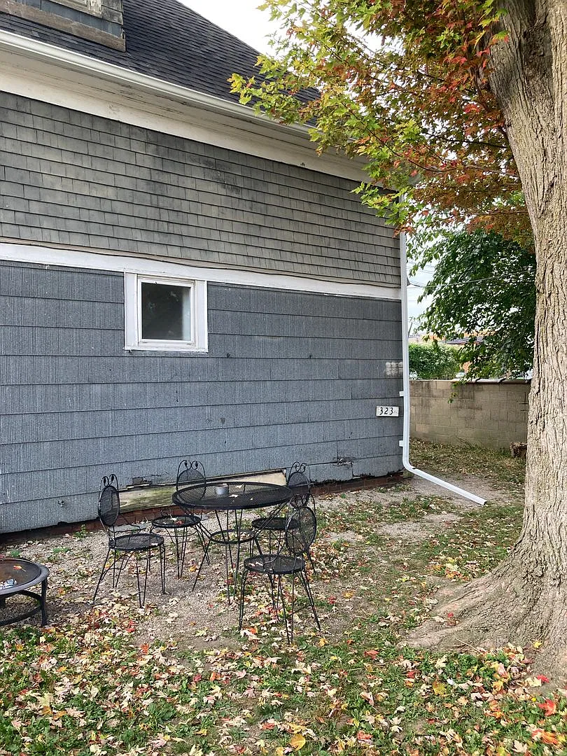 321 E Gilbert St — Photo 1