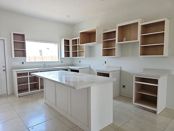 5th image of 1403 El Caporal Dr