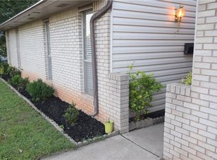 1907 Fox Ave, Moore, OK 73160