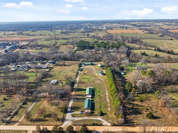 3rd image of 15743 Easterling Road Pea Rdg