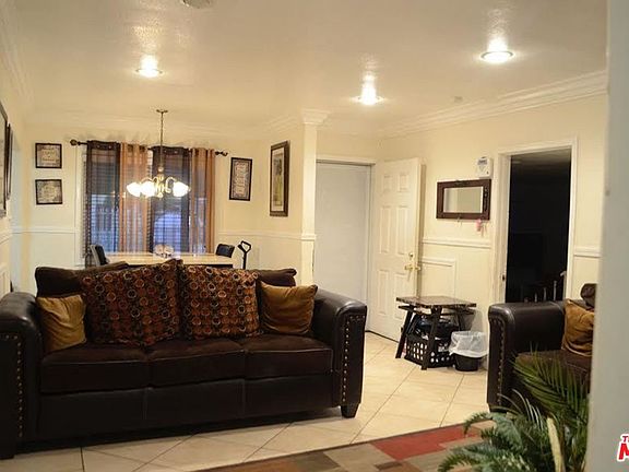 4th image of 10827 Croesus Ave