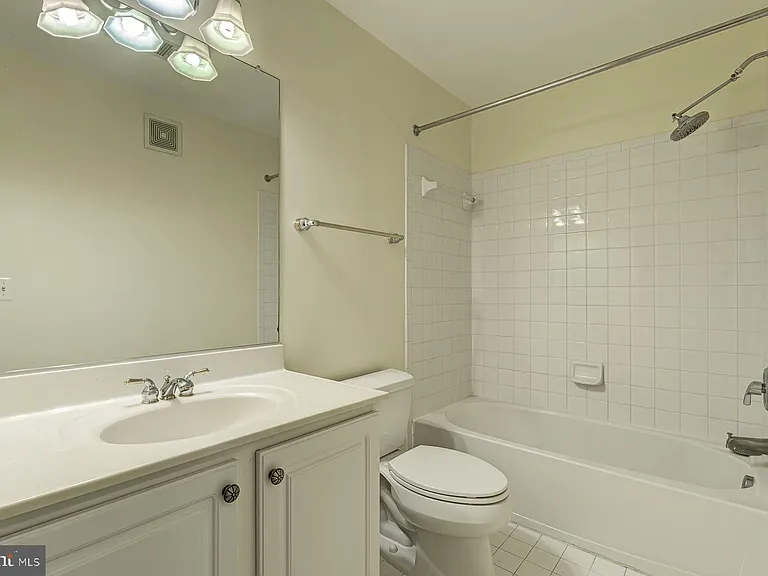 7119 Mason Grove Ct #7 — Photo 16