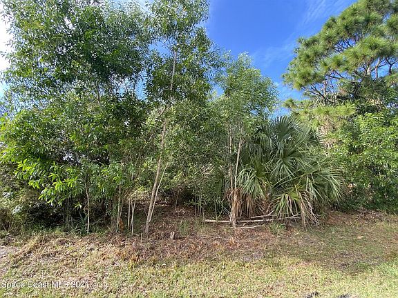 5th image of 5314 NW Milner Dr