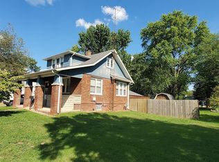 718 Penina St, Pinckneyville, IL 62274