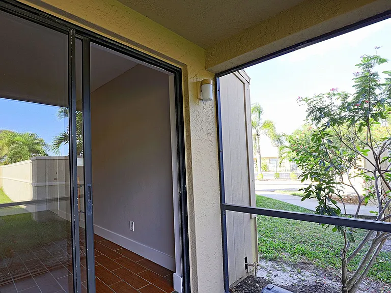 5303 Summerlin Rd #301 — Photo 23