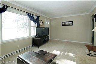 5th image of 5114 W East Ave