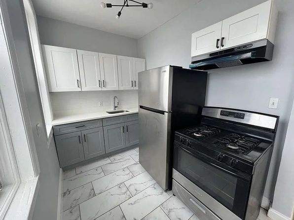 595 River St #6