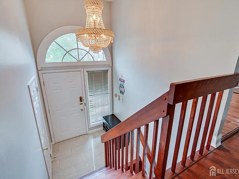 4506 Stonehedge Rd — Photo 12