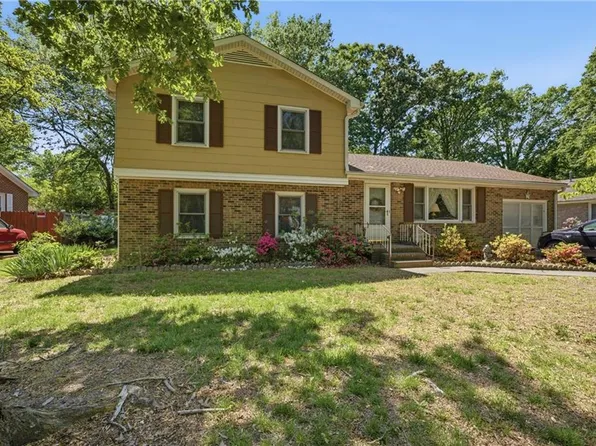 5405 Greenbrook Dr, Portsmouth, VA 23703