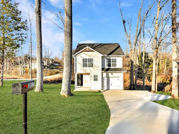 2015 Rosemary Dr, Clarksville, TN 37042