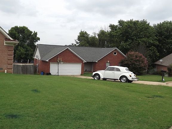 3rd image of 7432 Holly Grove Dr
