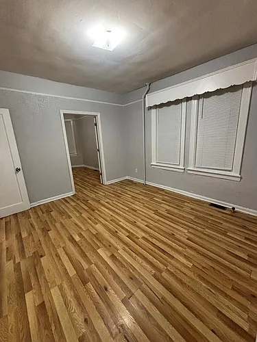 11 Dwight St Photo 1