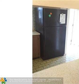 2nd image of 2750 Sunrise Lakes Dr #105