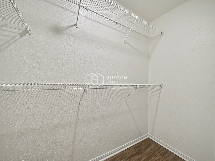 9127 Cypress Square Dr — Photo 21