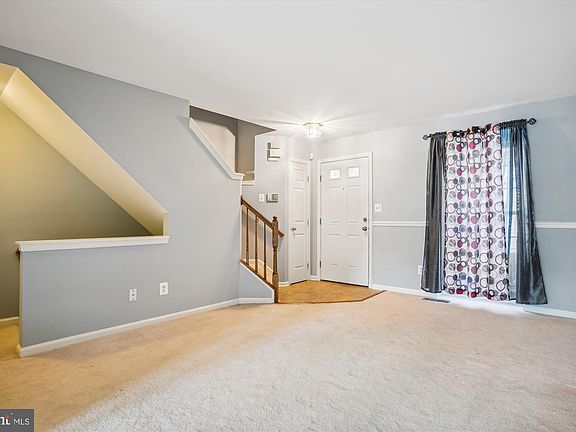 5th image of 1719 Vonnies View Ct