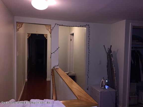 3rd image of 64 Wentworth Ave