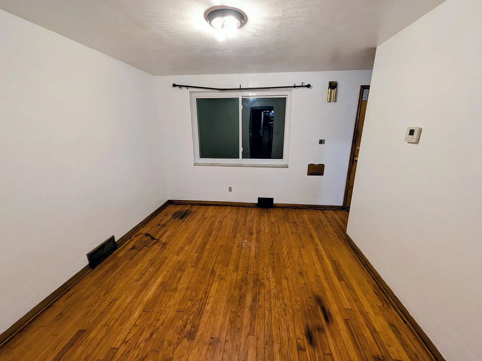 3 bed, 1150 sqft, $1,650 — Photo 4