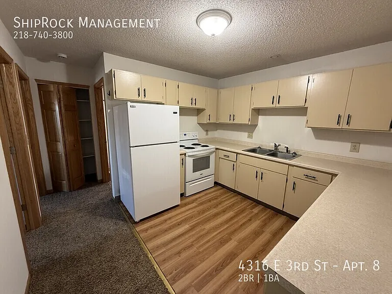 4316 E 3rd St #8 — Photo 6