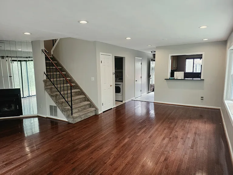 17 Palm Ct — Photo 7