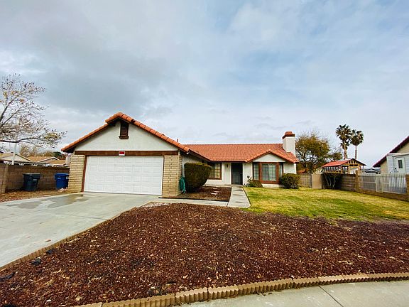 2nd image of 3007 Calle Del Sol