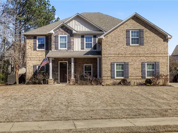 678 Banbury St, Auburn, AL 36832