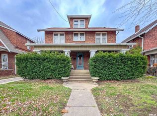 2004 N Sheridan Rd, Peoria, IL 61604