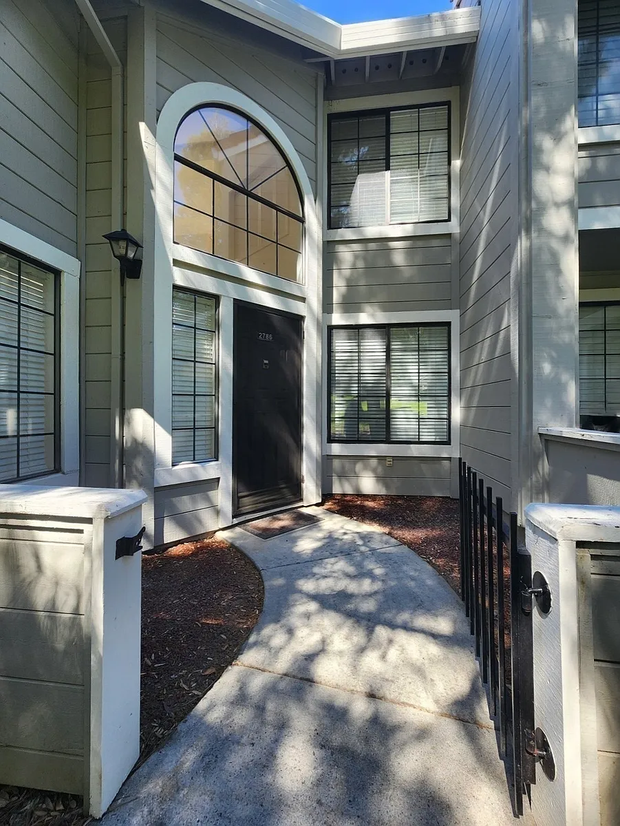 Building Photo - 2786 Buena Point Ct