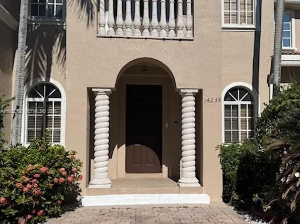 14235 SW 272nd Ln, Homestead, FL 33032