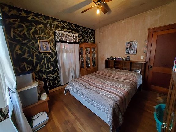 5th image of 309 W Woodsfield St
