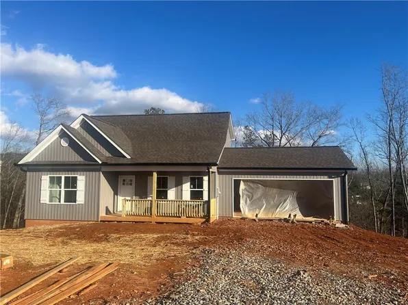 315 Grand Oak Ln, Dahlonega, GA 30533