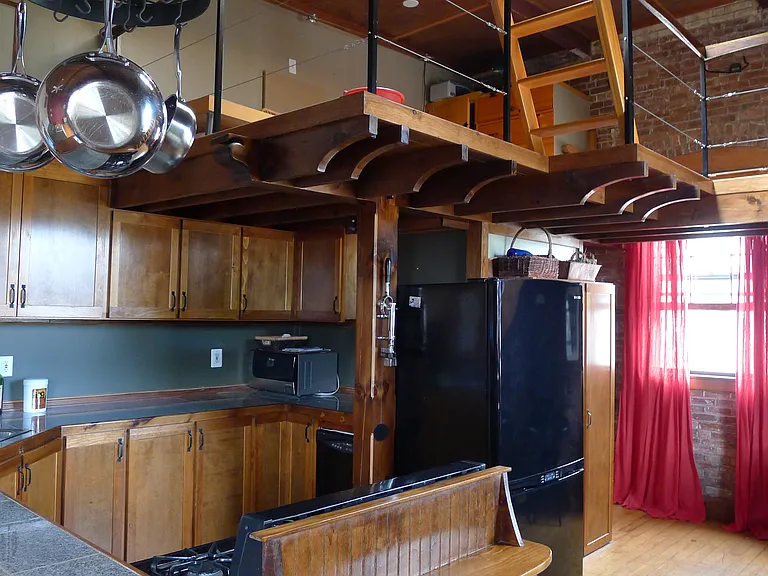 20 West St #33 — Photo 4