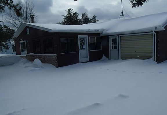 2nd image of 2201 Mustang St