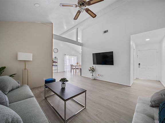 5th image of 12014 Pompano Ln