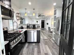 233 Cherry Dr, Troy, MI 48083