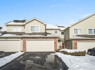 533 Mallard Ln #E, Sugar Grove, IL 60554