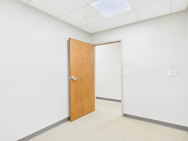 174 Armistice Blvd #1-A — Photo 9