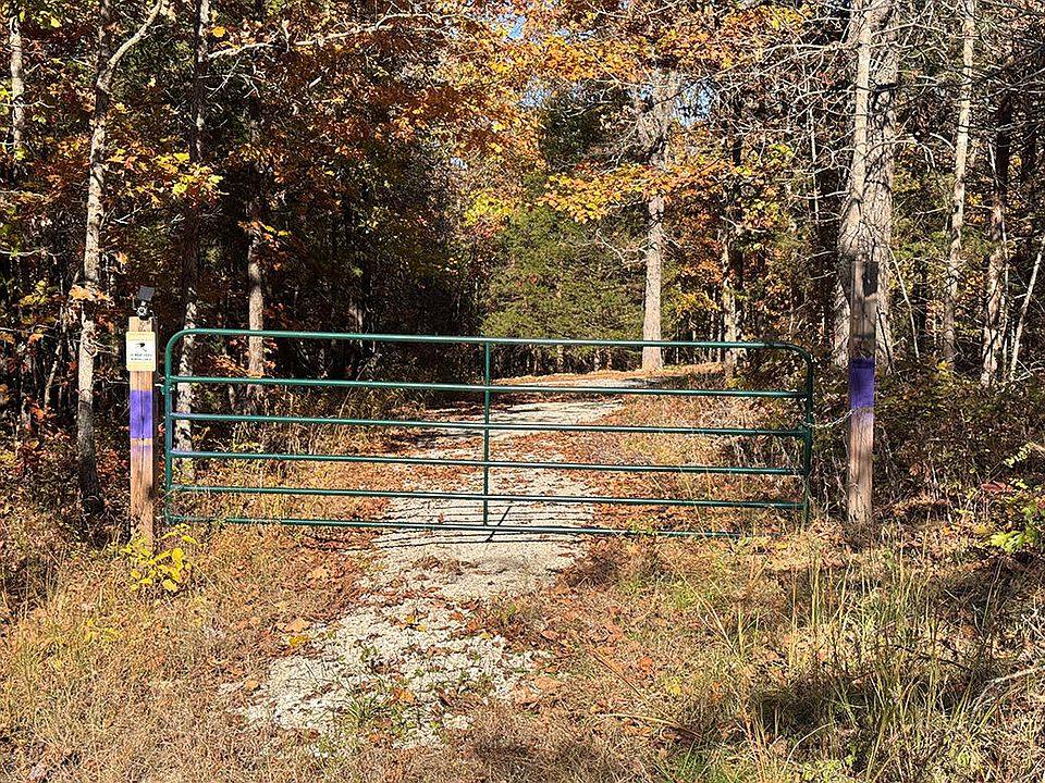1st image of 26001 Cedar Lane