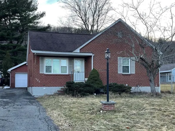 149 Iris Dr, Binghamton, NY 13905