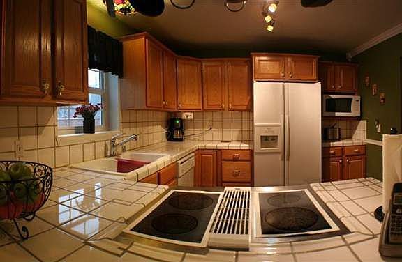 3rd image of 2605 Matt Dr