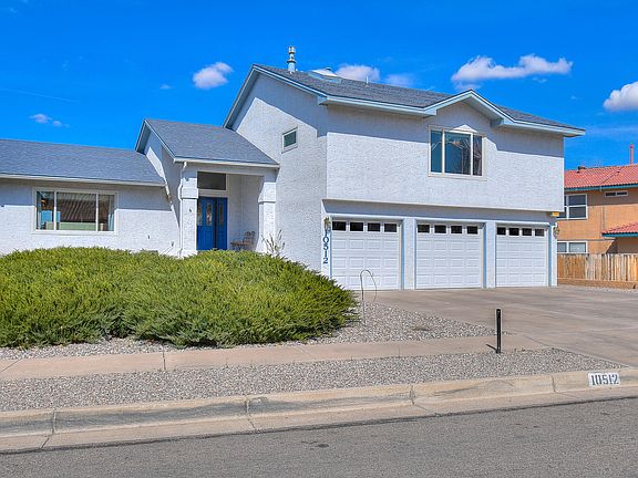 2nd image of 10512 Calle Sombra NW