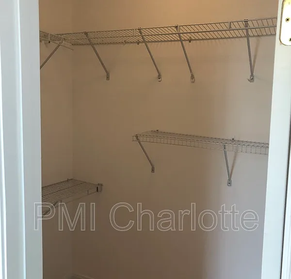 6710 Mallard Park Dr #8 — Photo 8